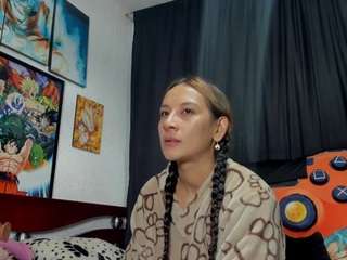kinky-valeria