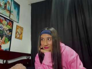 kinky-valeria