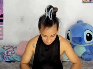 kinky-valeria