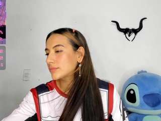 kinky-valeria