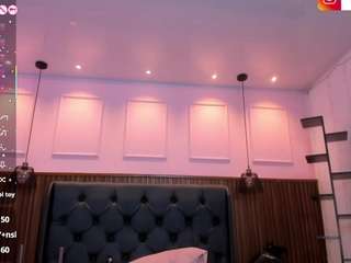  amelieleone2 chat room