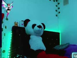alexa-dann Live Webcam on CamSoda