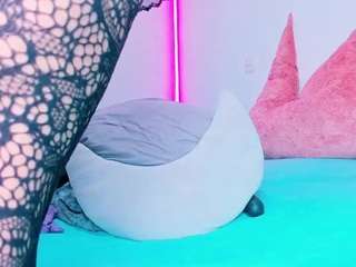 cardibig-26 webcam