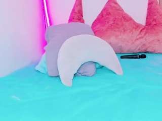 cardibig-26 Live Webcam on CamSoda