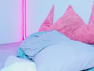 cardibig-26's Live Sex Cam Show