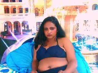 Live webcam model luciousindian69 on Soda Cams