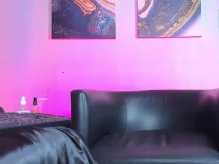 Matilda's Live Sex Cam Show