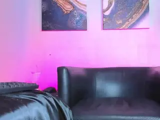 Matilda's Live Sex Cam Show