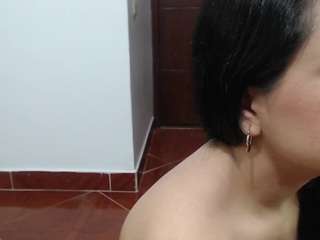 sweetlissyy's CamSoda show and profile