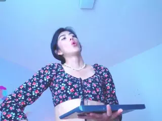 thalia-meg's Live Sex Cam Show