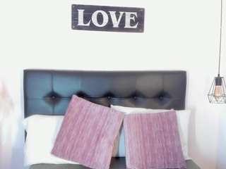 mellanny-brown webcam model