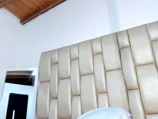 mellanny-brown