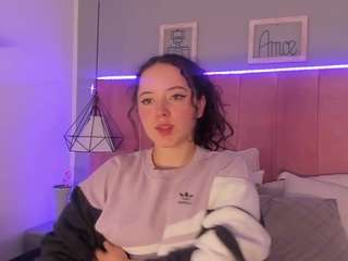 aurora-aaa from CamSoda is Freechat