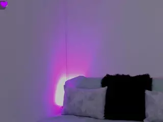 Emily-Ortiiz's Live Sex Cam Show