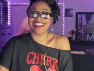 Live webcam model mariah-brook on Soda Cams