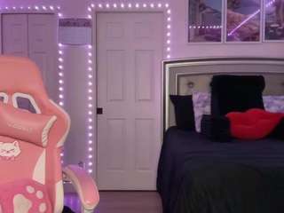 mariah-brook