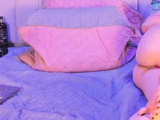 elizabethadams1 Live Webcam on CamSoda