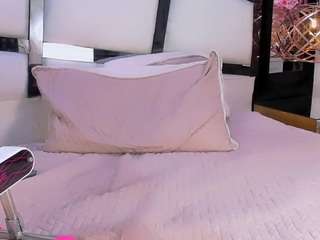 elizabethadams1 webcam