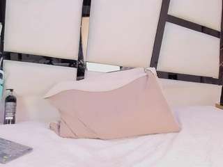 elizabethadams1 webcam