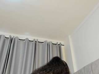 hot-mamacitah's live room