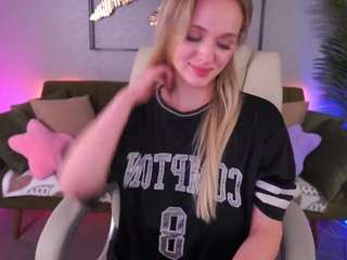 lylayeess live webcam show