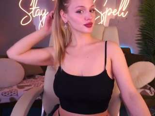 LylaYeess live cam preview