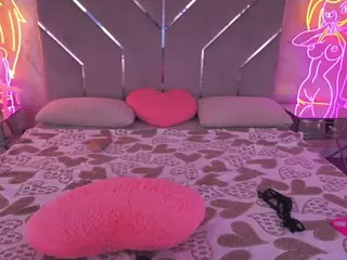LylaYeess's Live Sex Cam Show