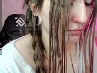 mary-m1ller from camsoda