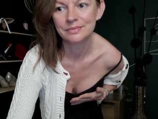 VivianKiss