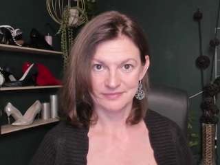 VivianKiss