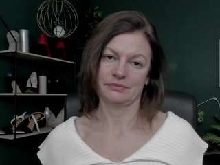 viviankiss Live Webcam on CamSoda