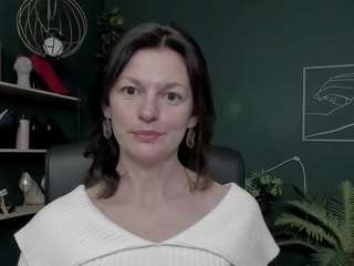 viviankiss Live Webcam on CamSoda