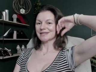 viviankiss from CamSoda