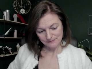 viviankiss Live Webcam on CamSoda