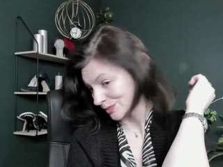 viviankiss's CamSoda show and profile