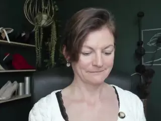 VivianKiss's Live Sex Cam Show