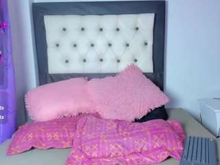  arianna-michaelson chat room