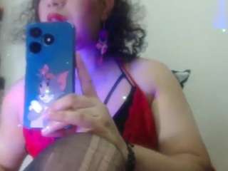 feetamatistaqueenz webcam model
