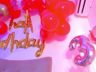 karlagonzales Live Webcam on CamSoda