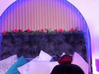 karlagonzales live cam profile