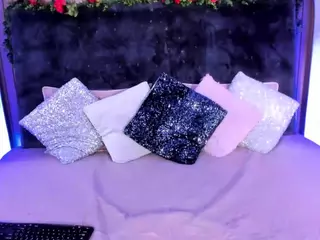 KarlaGonzales's Live Sex Cam Show