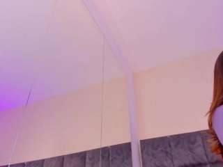  emilyreevess chat room