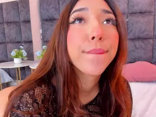 EmilyReevess's Live Sex Cam Show