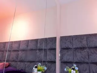EmilyReevess's Live Sex Cam Show