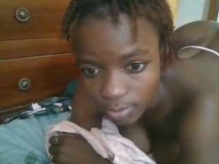horny-ella01