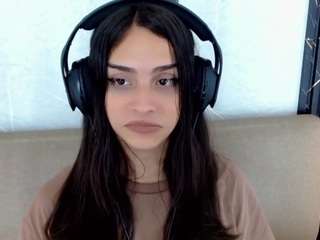 afroditaa69x1 Live Webcam on CamSoda