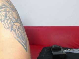 be-pretty-skinny Live Webcam on CamSoda