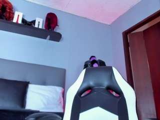 coco-kiiss Live Webcam on CamSoda