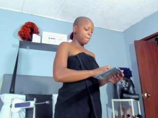Coco-Kiiss live cam preview