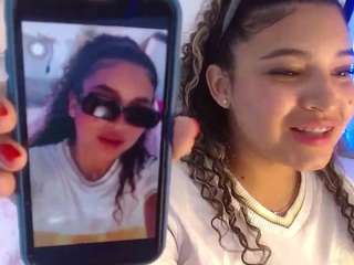 julia-bust webcam